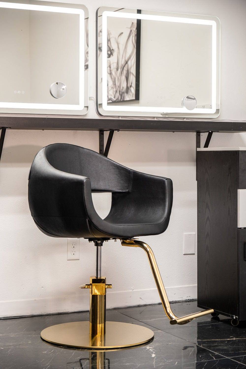 Berkeley Milla Beauty Salon Styling Chair