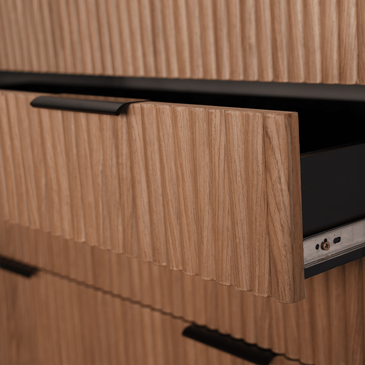 Keller International Noir Tambour Styling Station