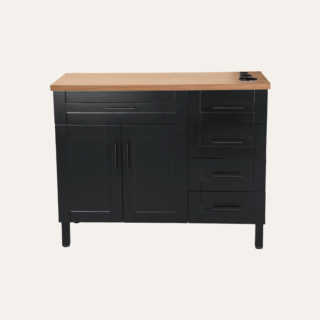 Keller International Midtown Styling Station