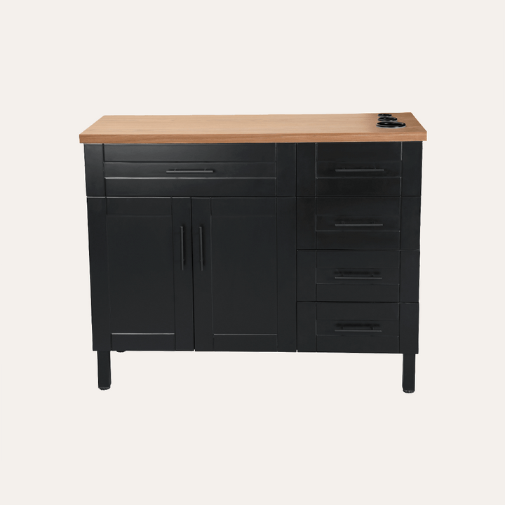 Keller International Midtown Styling Station