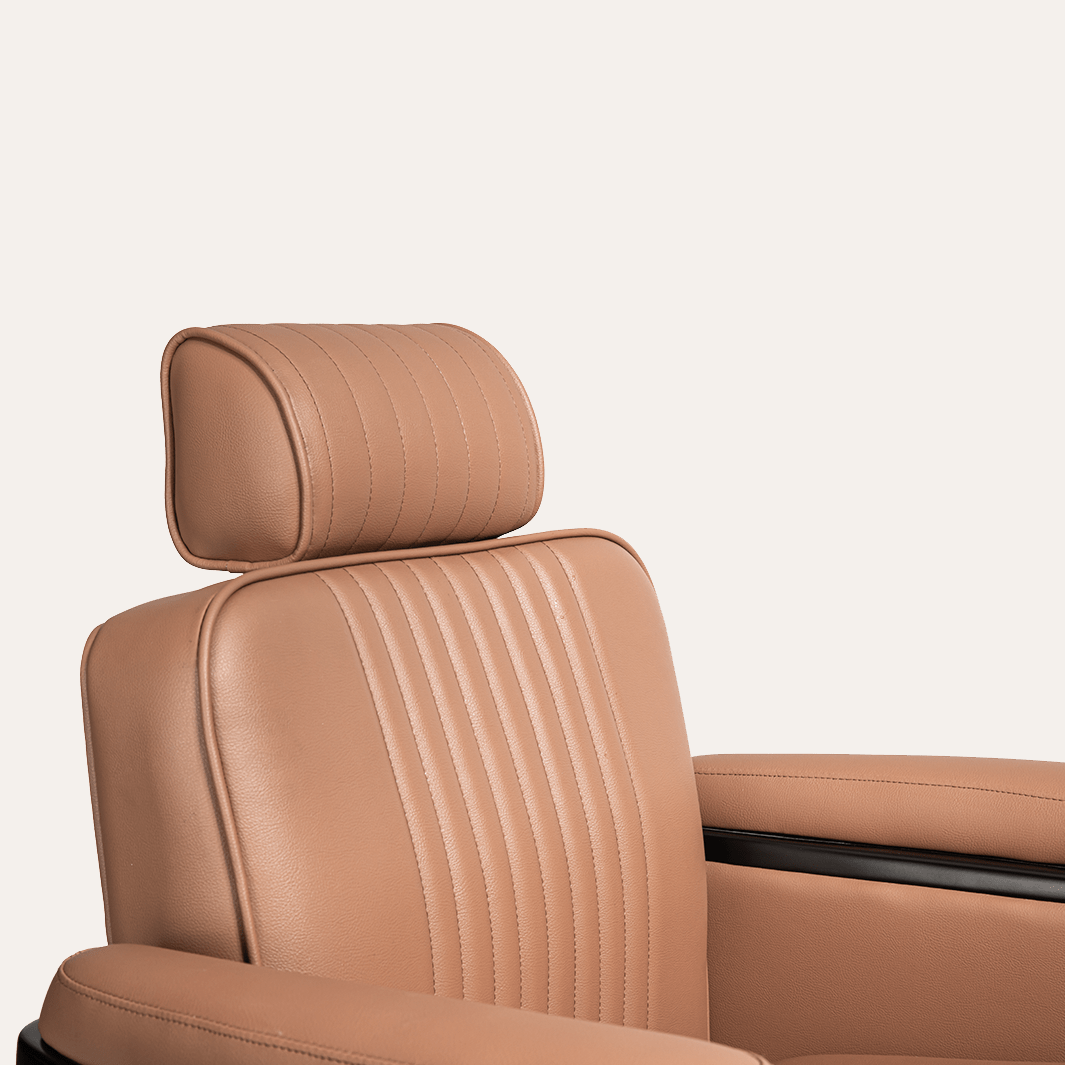 Keller International Barrel Barber Chair