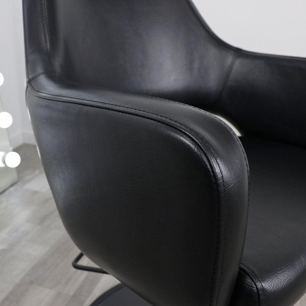 Chic Salon Chair - SalonCity