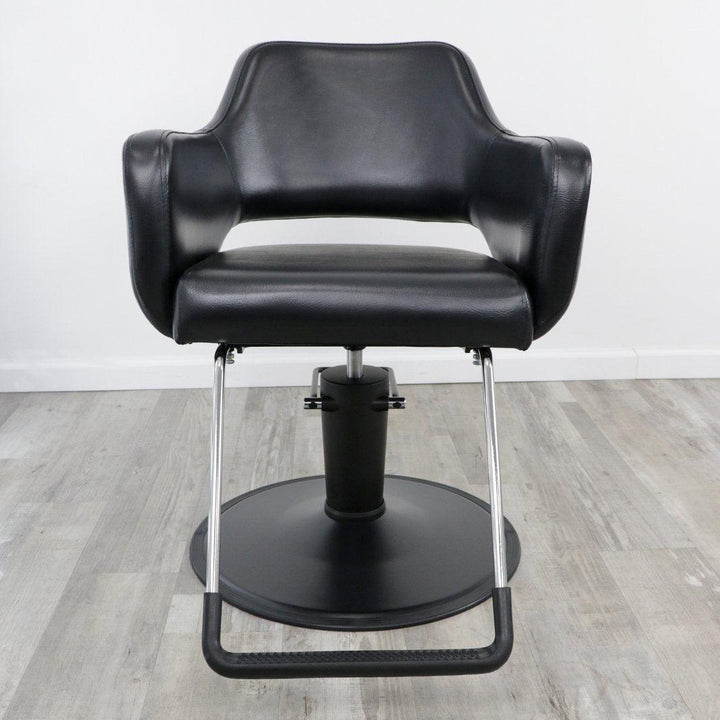 Chic Salon Chair - SalonCity