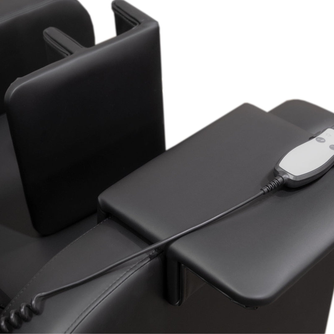 Mayakoba PediPlush Lounge Non-Plumbing Pedicure Chair HZH-NPSPA-1011-BLK
