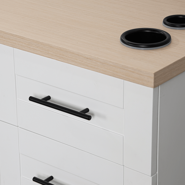 Keller International Midtown Styling Station