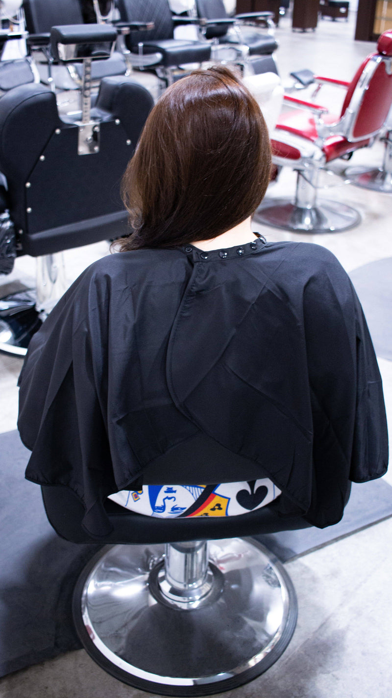 Black & White Barber / Hairdressing Capes - K5 International