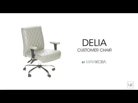 Ghế Khách Hàng Tiệm Làm Móng Delia Manicure